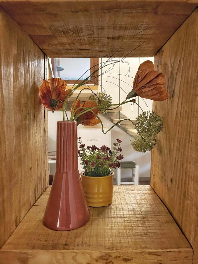 La Terrazza Naturas Con Romantica Mini Piscina Calda Sui Tetti Rossana Esterno foto